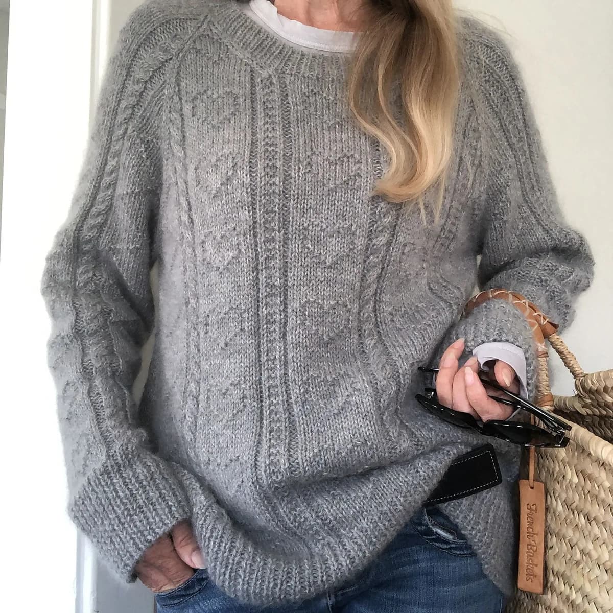 Sweet Gift of Love Sweater (ADULT) - Marjolijn Reuter